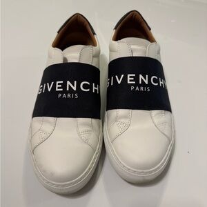 Givench Sneakers